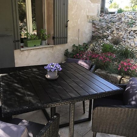 Juste Derriere Chez Nous Villa Boulbon Buitenkant foto