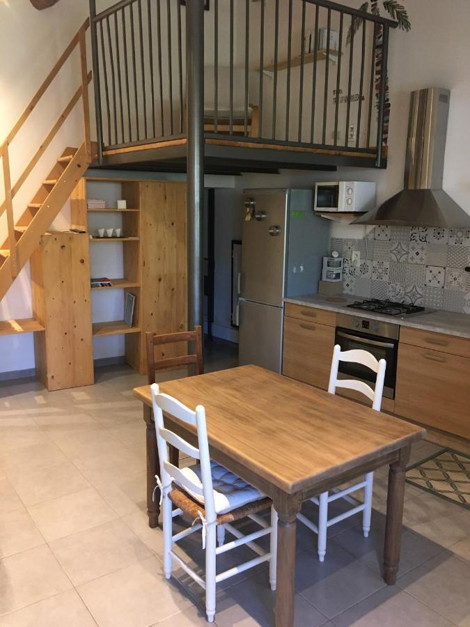 Juste Derriere Chez Nous Villa Boulbon Buitenkant foto