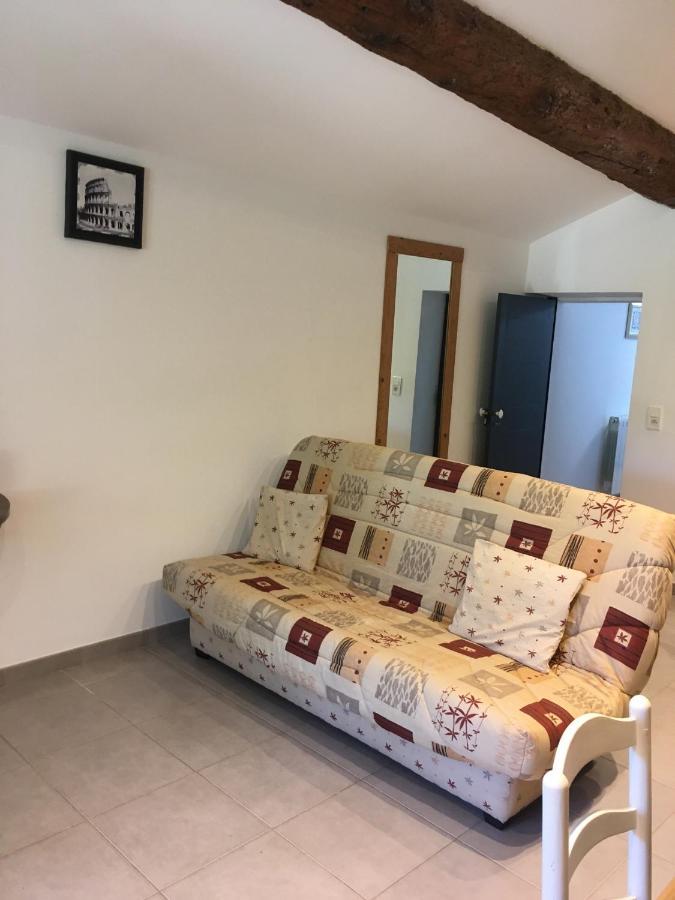 Juste Derriere Chez Nous Villa Boulbon Buitenkant foto
